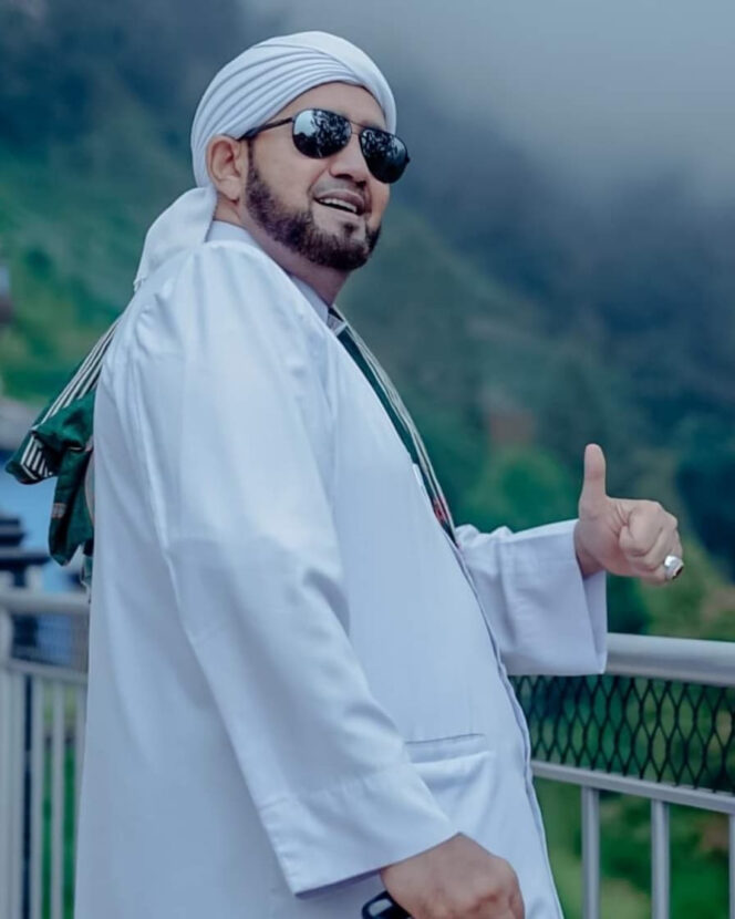 
Nepal Bersholawat Bersama Habib Syech bin Abdul Qadir Assegaf
