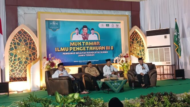 
Ketua PCNU Kabupaten Magelang Paparkan Konsep Kemandirian NU Berbasis Ekonomi Umat di Muktamar Ilmu Pengetahuan III PWNU Jawa Tengah