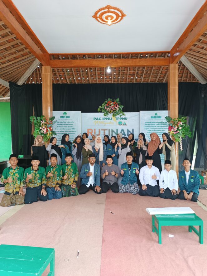 
Rutinan IPNU IPPNU Mertoyudan : Jaga Konsistensi Kaderisasi dengan Semangat #BersamaKitaKuat