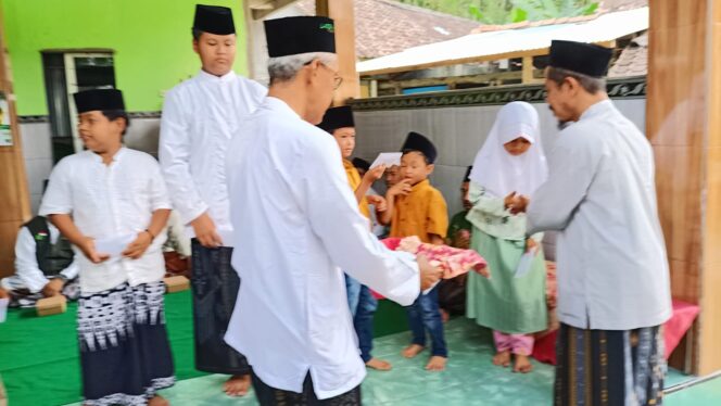 
LAZISNU UPZISNU NU Ranting Payaman Gelar Santunan Anak Yatim di Bulan Muharram
